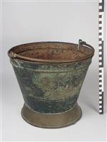 2145.2.jpg; 2145; Twee emmers; emmer