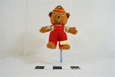 7c4dc35f-ac19-41f6-978f-a68ab6c73c81.jpg; S2021-0076; ;