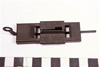 S2003-054G.jpg; S2003-0054; Startset betsaande uit een locomotief, tender, 3 personenwagons, 8 gebogen rails, 4 rechte rails, verbindingsstuk(g), in de originele verpakking, H0; treinset