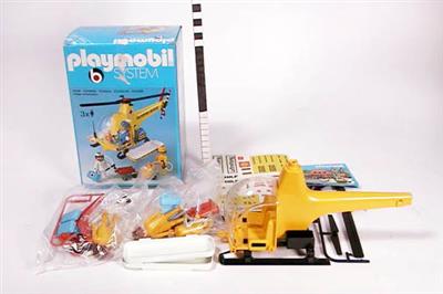 S2003-526.jpg; S2003-0526; ;